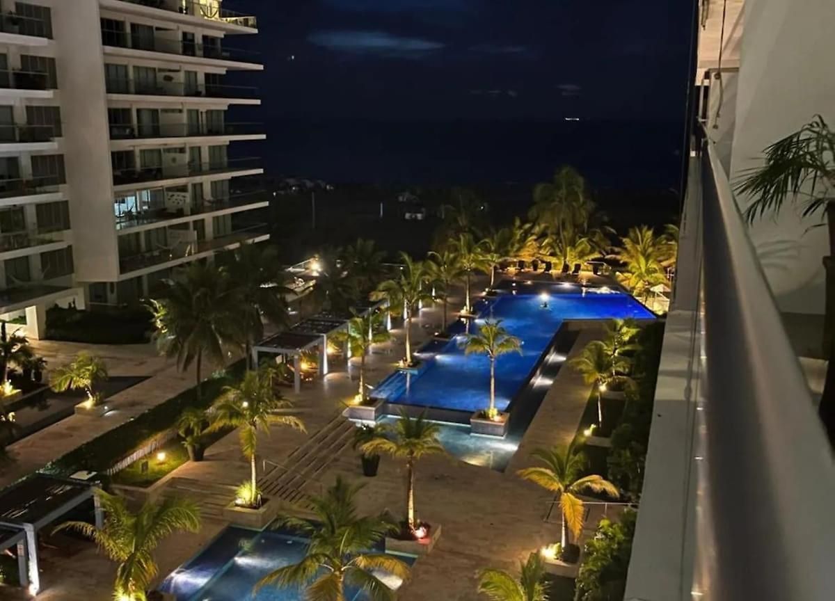 Apartment The Beaches-beachfront Retreat *