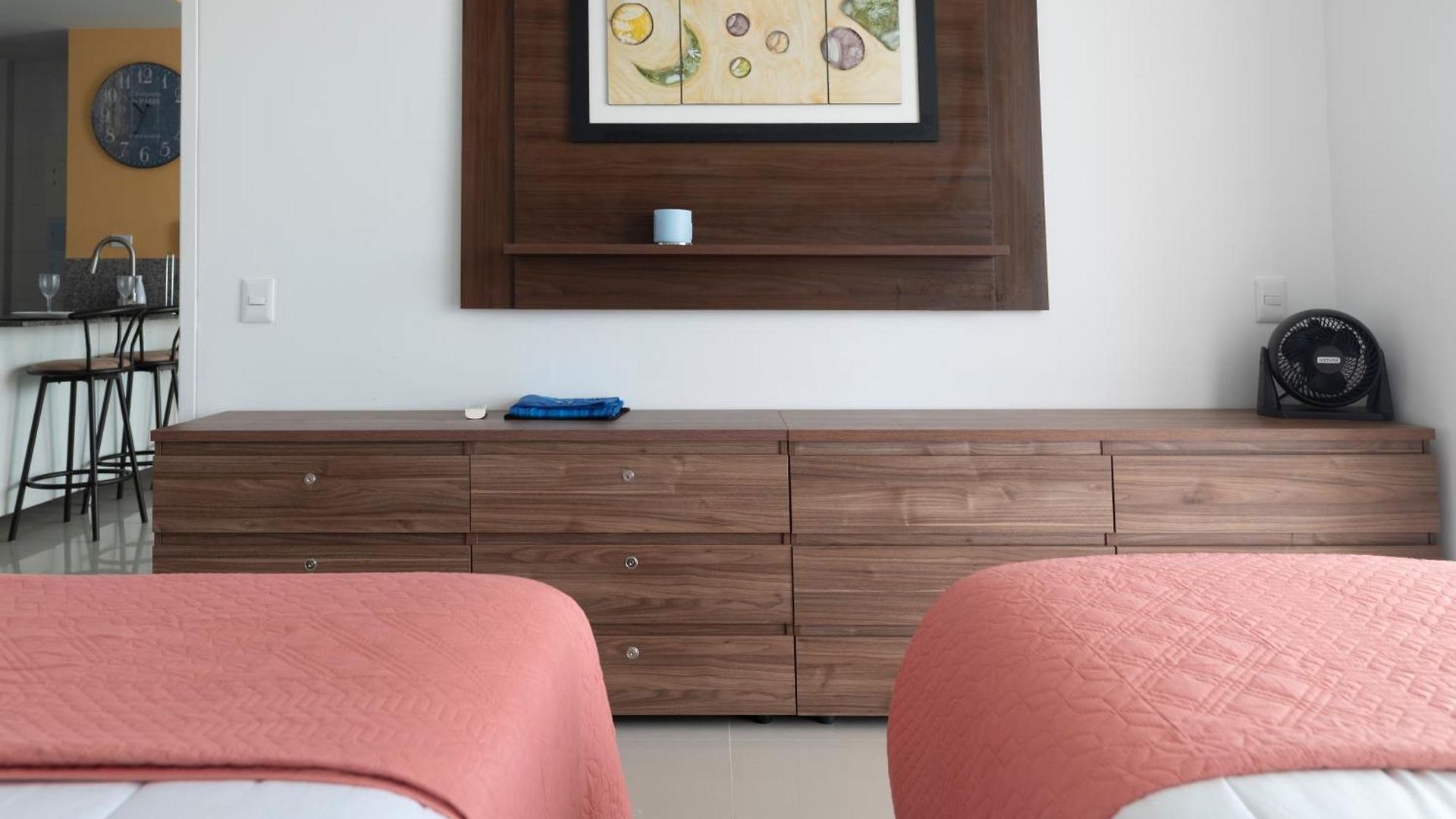 The Beaches-beachfront Retreat Apartment