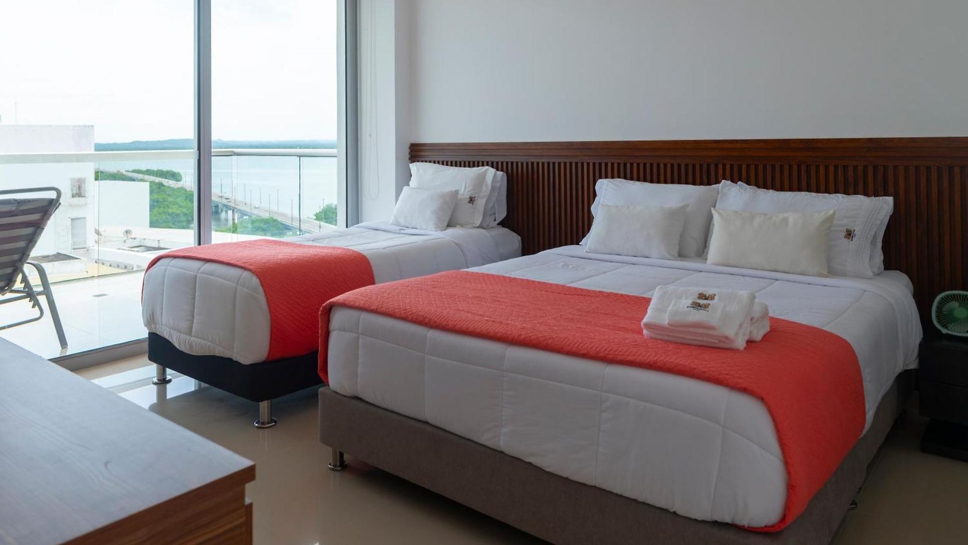 Apartment The Beaches-beachfront Retreat *