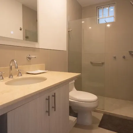 The Beaches-beachfront Retreat Apartamento