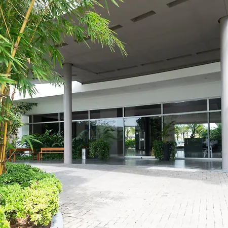 The Beaches-beachfront Retreat Apartamento *